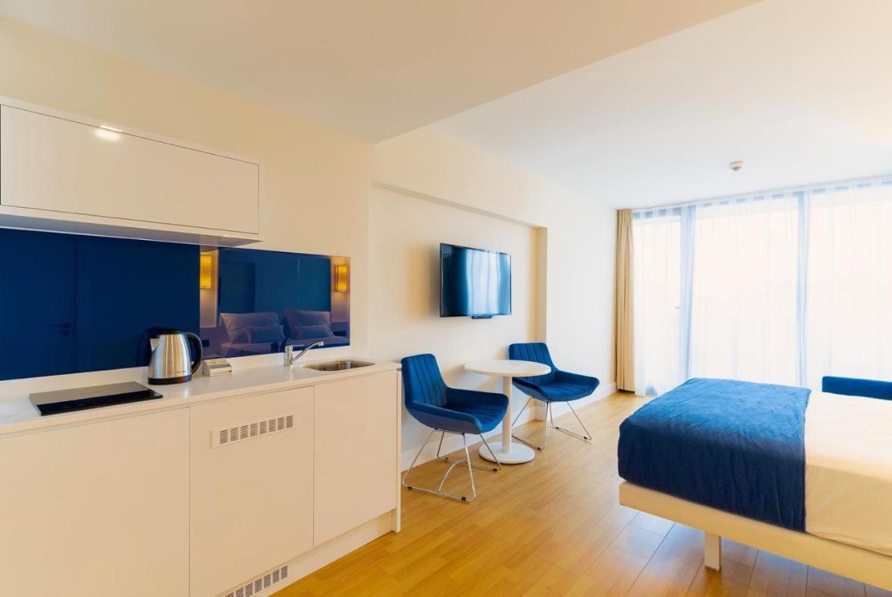 Batumi Beach Side & Sea View Aparthotel Eksteriør bilde